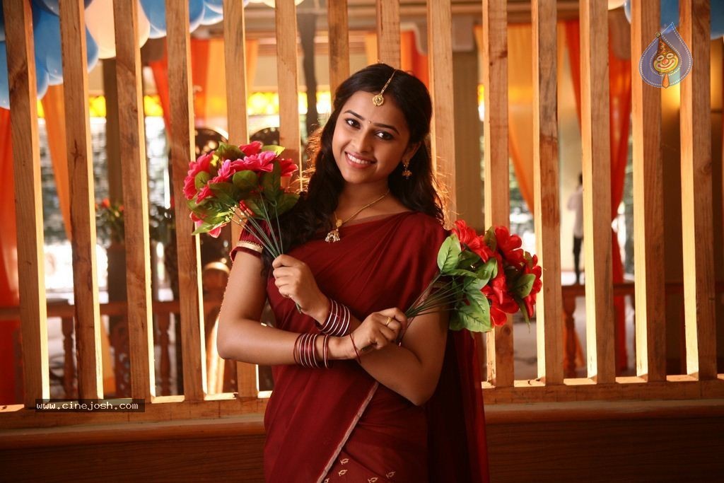 Vellakkara Durai Tamil Movie Stills - 15 / 42 photos