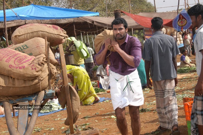 Vellore Mavattam Tamil Movie Stills  - 34 / 49 photos