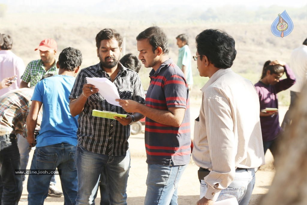 Venkatadri Express Movie Stills n Walls - 30 / 111 photos
