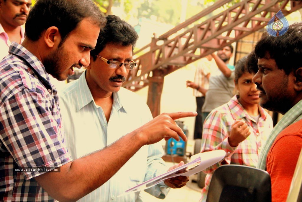 Venkatadri Express Movie Stills n Walls - 59 / 111 photos