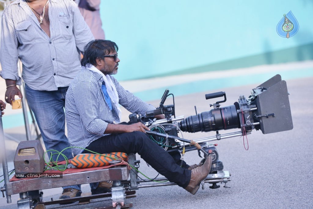Venkatadri Express Movie Stills n Walls - 64 / 111 photos
