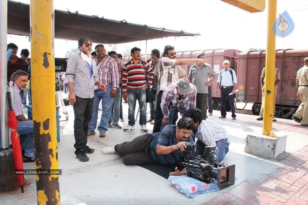 Venkatadri Express Movie Stills n Walls - 78 / 111 photos