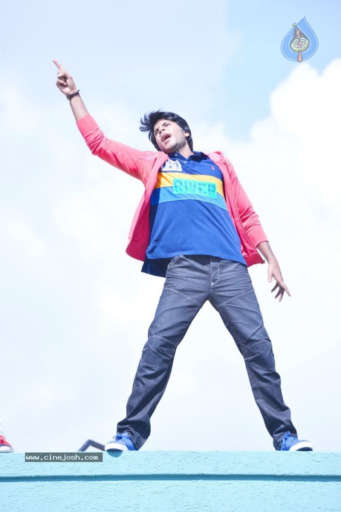Venkatadri Express Movie Stills n Walls - 82 / 111 photos
