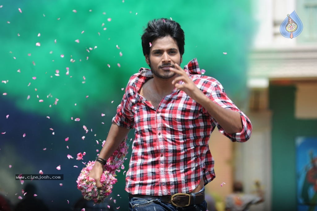 Venkatadri Express Movie Stills n Walls - 90 / 111 photos