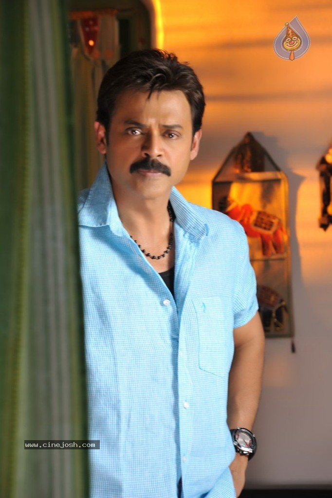 Venkatesh Stills in SVSC Movie - 12 / 13 photos