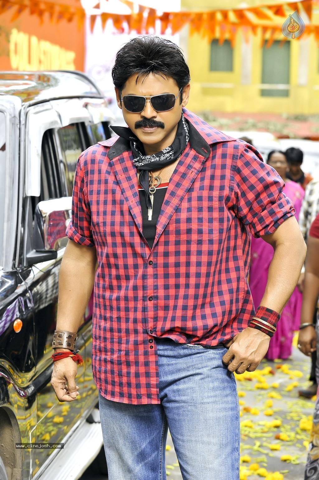 Venky Bodyguard Movie Stills - 1 / 5 photos