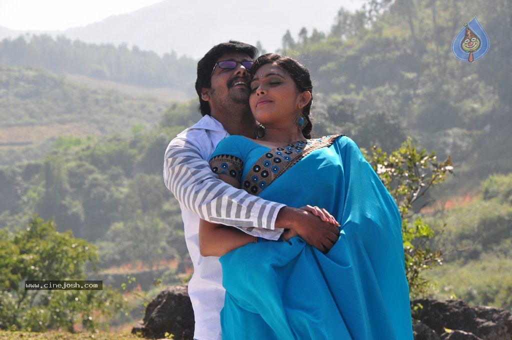Venmegam Tamil Movie Stills - 10 / 38 photos