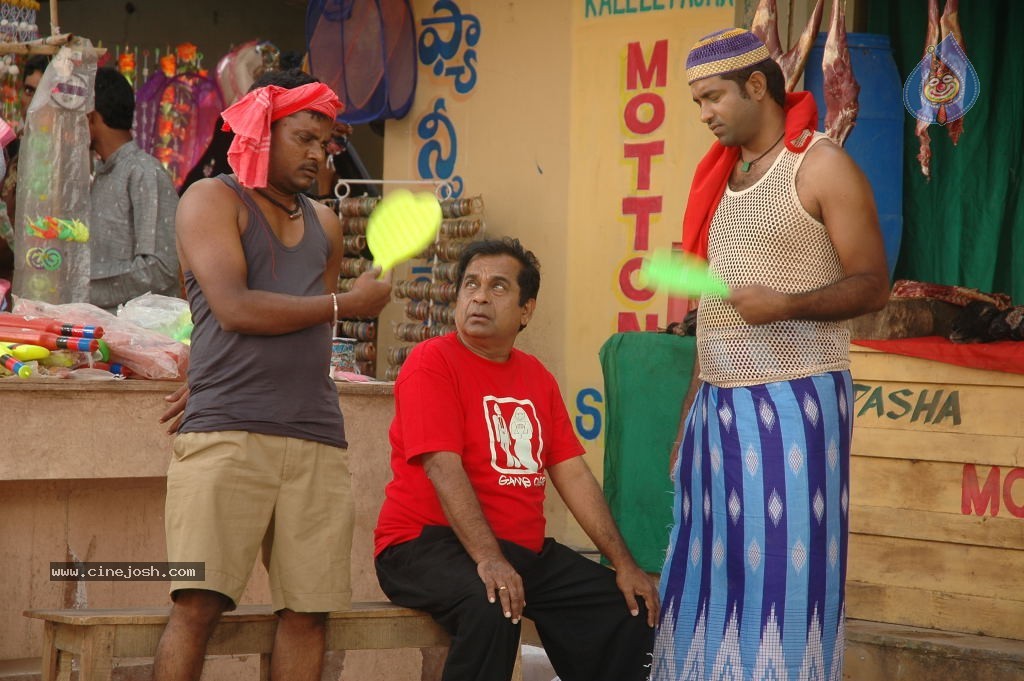 Vennela One and Half Movie Latest Stills - 23 / 51 photos