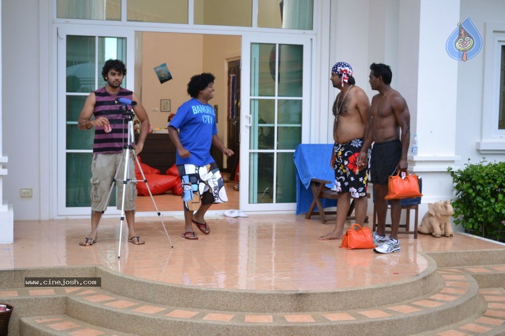 Vennela One and Half Movie Stills - 8 / 27 photos