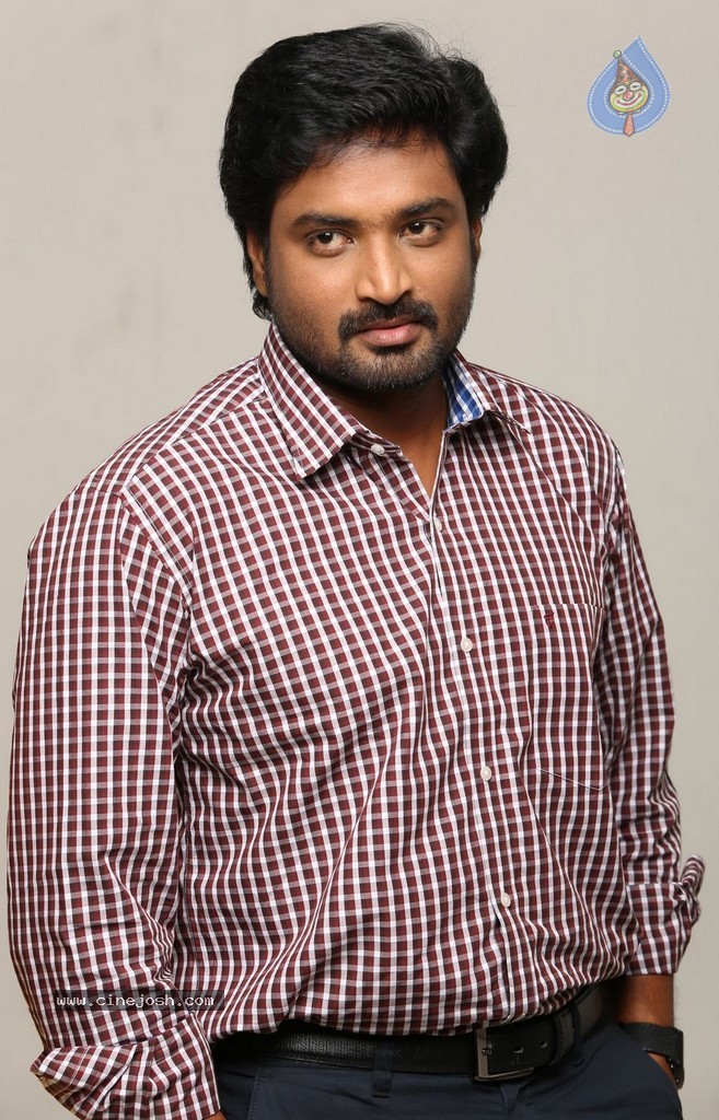 Vennila Veedu Tamil Movie Stills - 12 / 54 photos