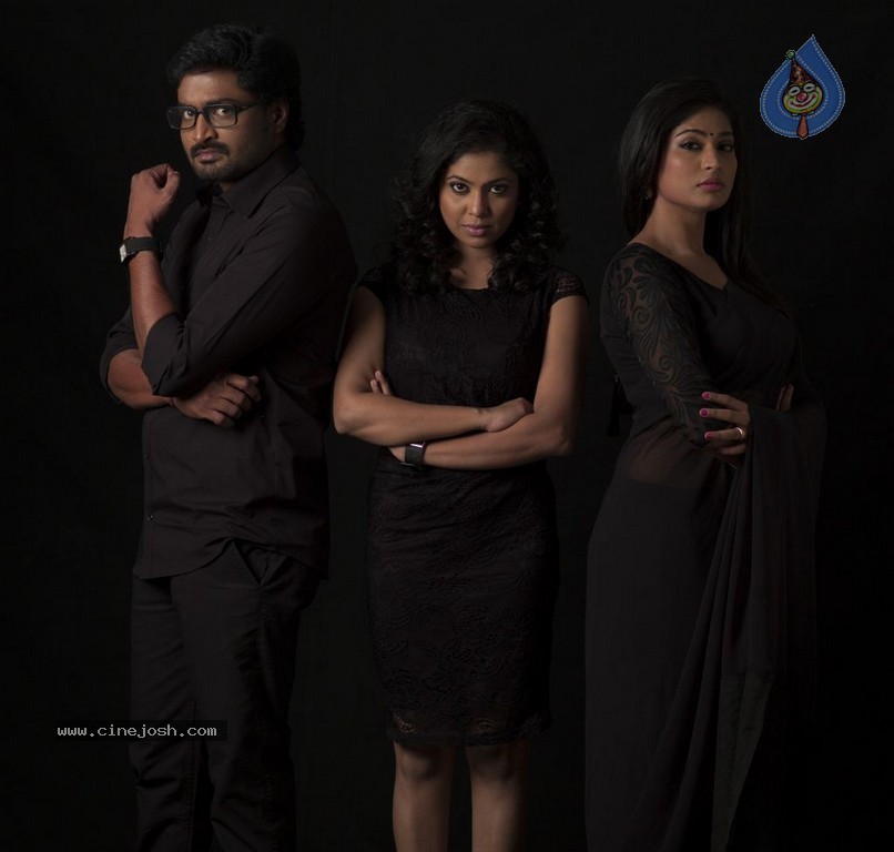 Vennila Veedu Tamil Movie Stills - 17 / 54 photos