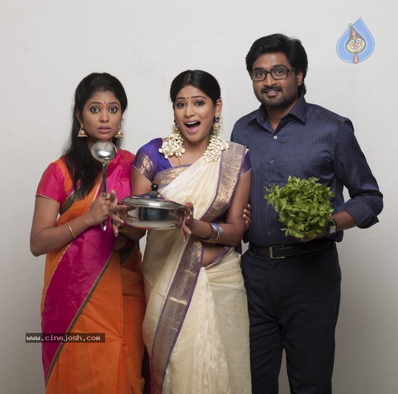 Vennila Veedu Tamil Movie Stills - 51 / 54 photos