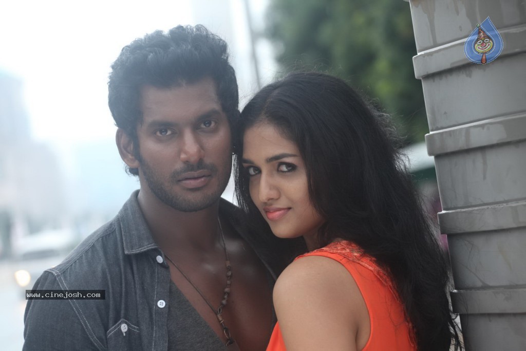 Vetadu Ventadu Movie Hot Stills - 68 / 142 photos