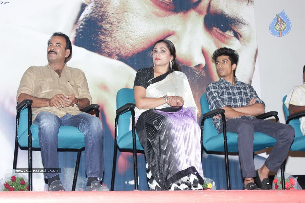Vetrimaran IPS Tamil Movie Stills - 28 / 89 photos