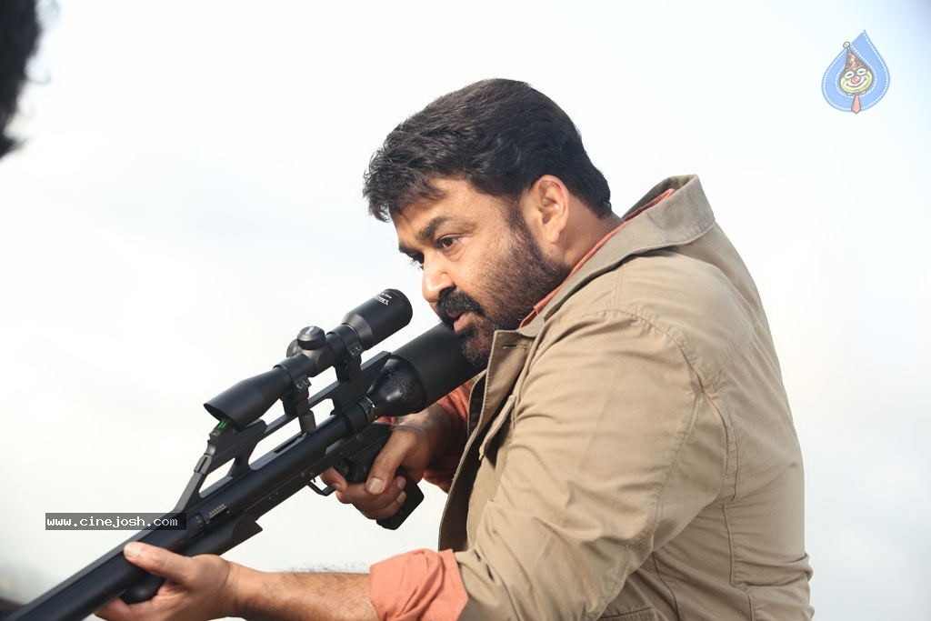 Vetrimaran IPS Tamil Movie Stills - 57 / 89 photos