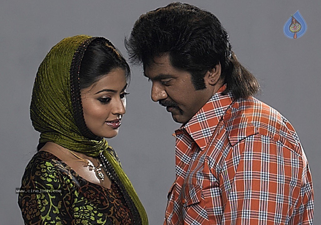 Vidiyal Tamil Movie Hot Stills - 88 / 118 photos