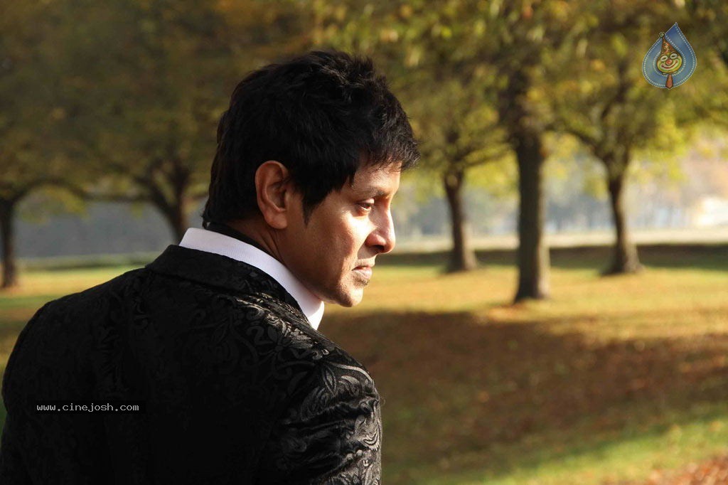 Vikram Stills in Veedinthe Movie - 44 / 84 photos