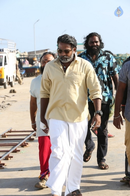 Vikram Vedha Tamil Movie Photos - 28 / 37 photos