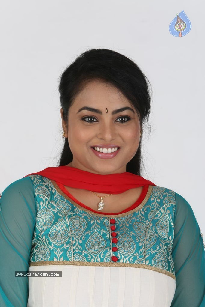 Villangam Tamil Movie Stills - 14 / 58 photos
