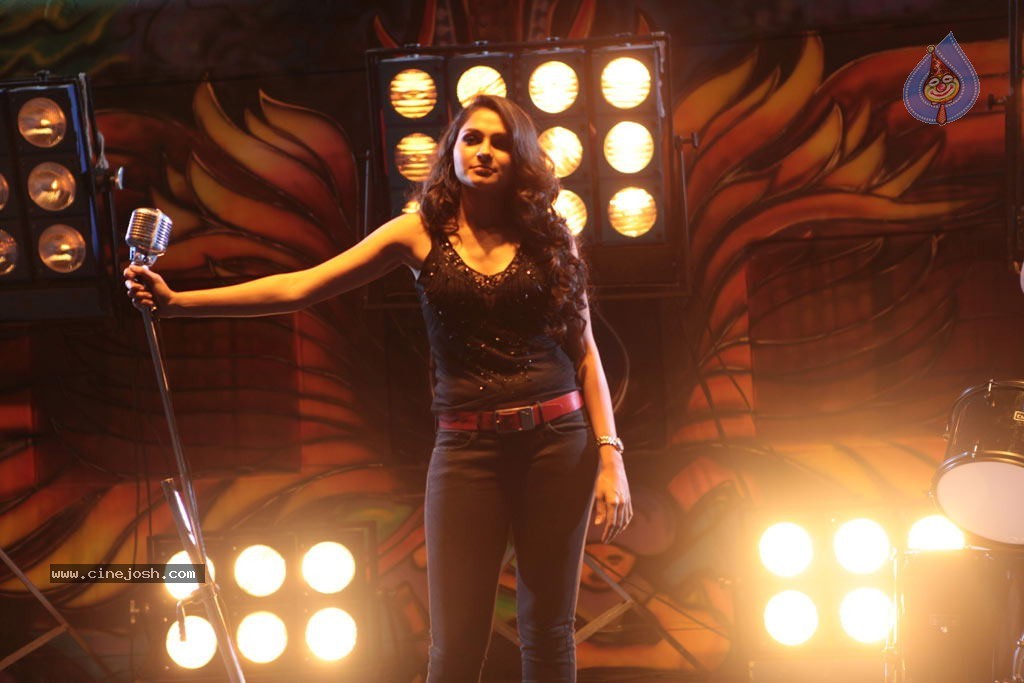 Dega Movie New Stills - 24 / 67 photos