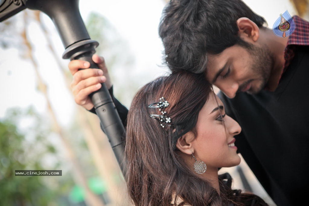 Virattu Tamil Movie Stills - 3 / 28 photos