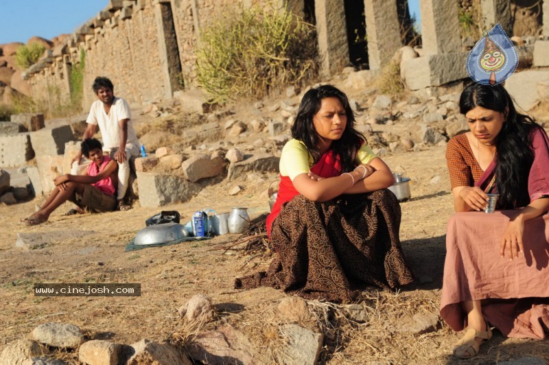 Virodhi Movie New Stills - 47 / 97 photos