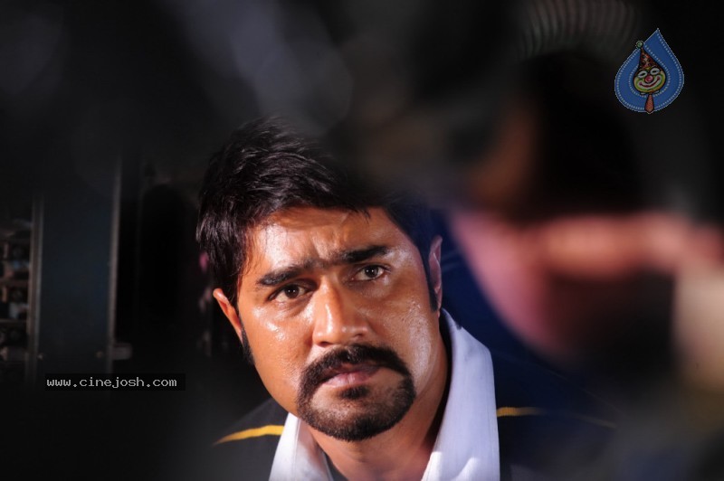 Virodhi Movie New Stills - 58 / 97 photos