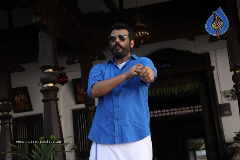 Viswasam Movie Stills - 7 / 38 photos