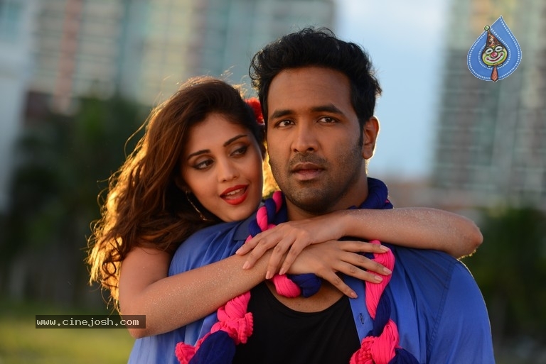 Voter Movie Stills - 4 / 5 photos
