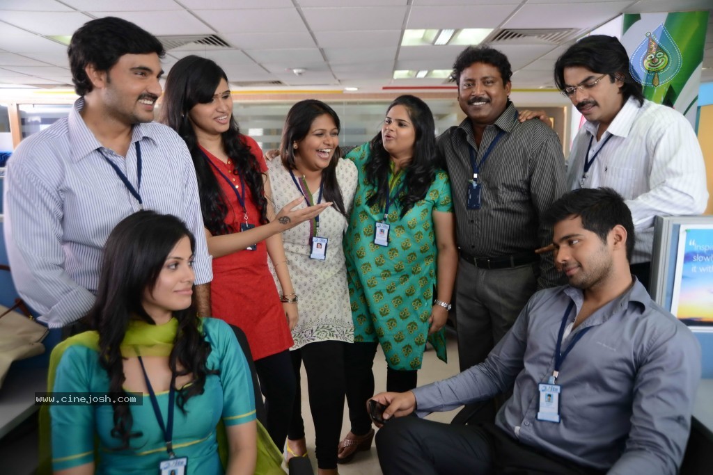 Weekend Love Movie New Stills - 30 / 31 photos
