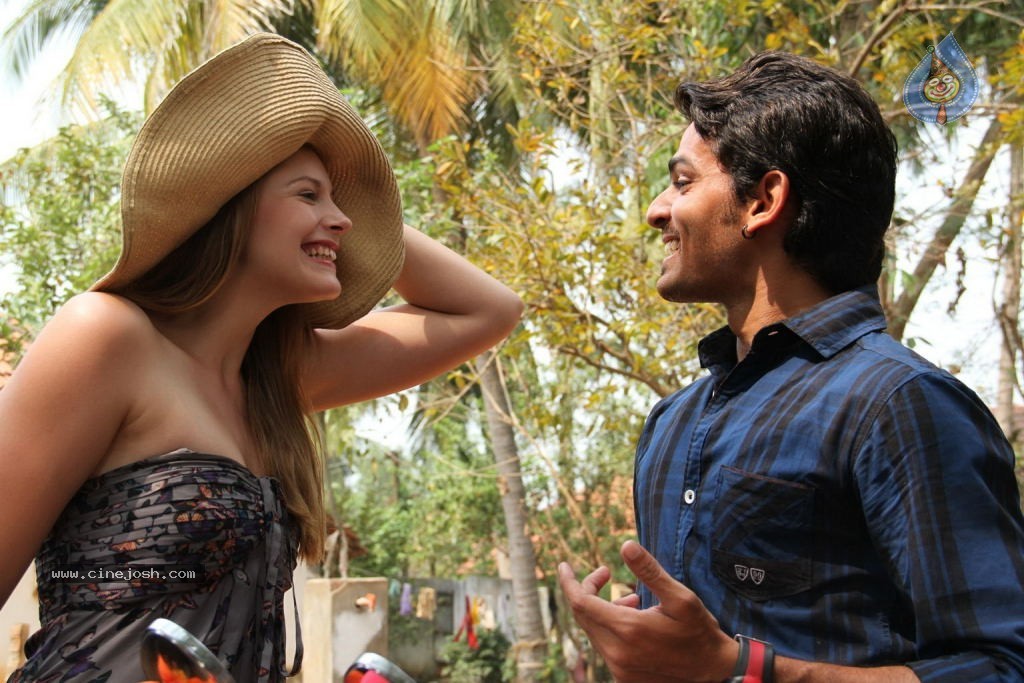 Welcome Obama Movie Hot Stills - 51 / 83 photos