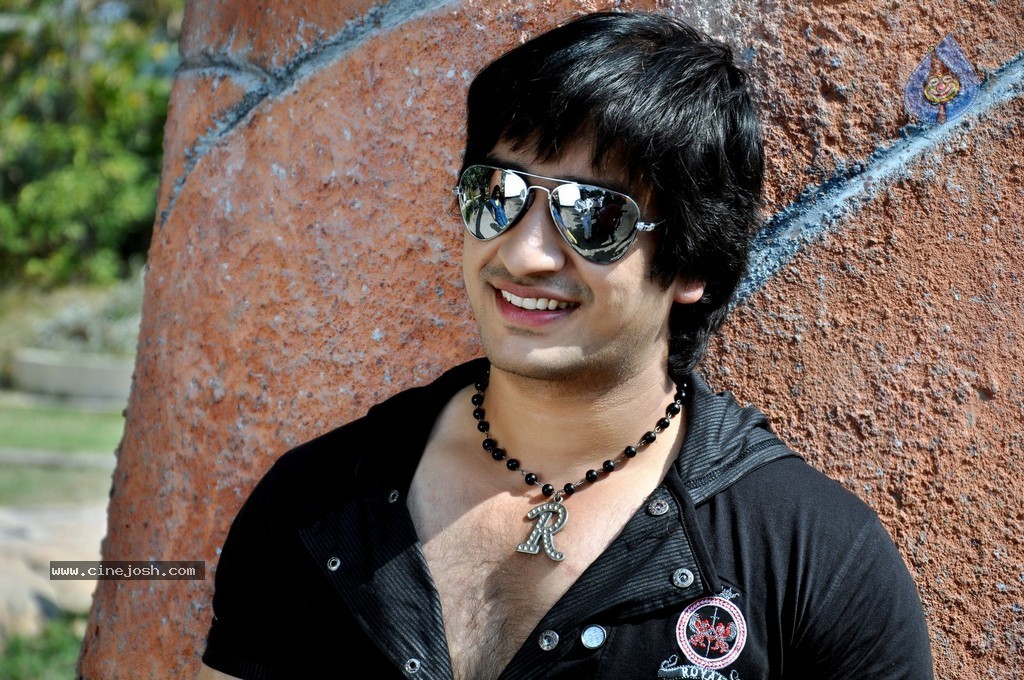 What Happen 6 to 6 Movie Stills - 27 / 29 photos