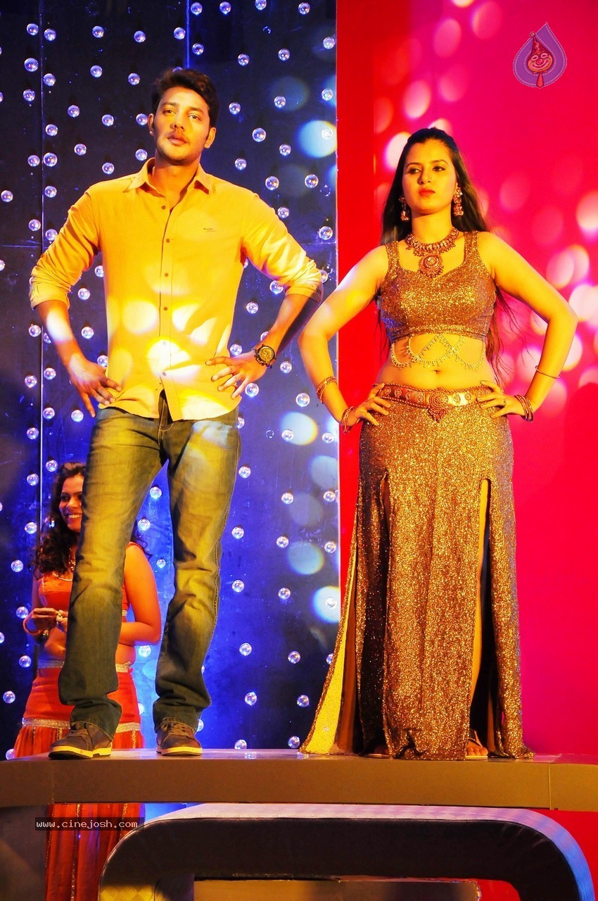 Where is Vidya Balan Item Song Stills - 25 / 27 photos