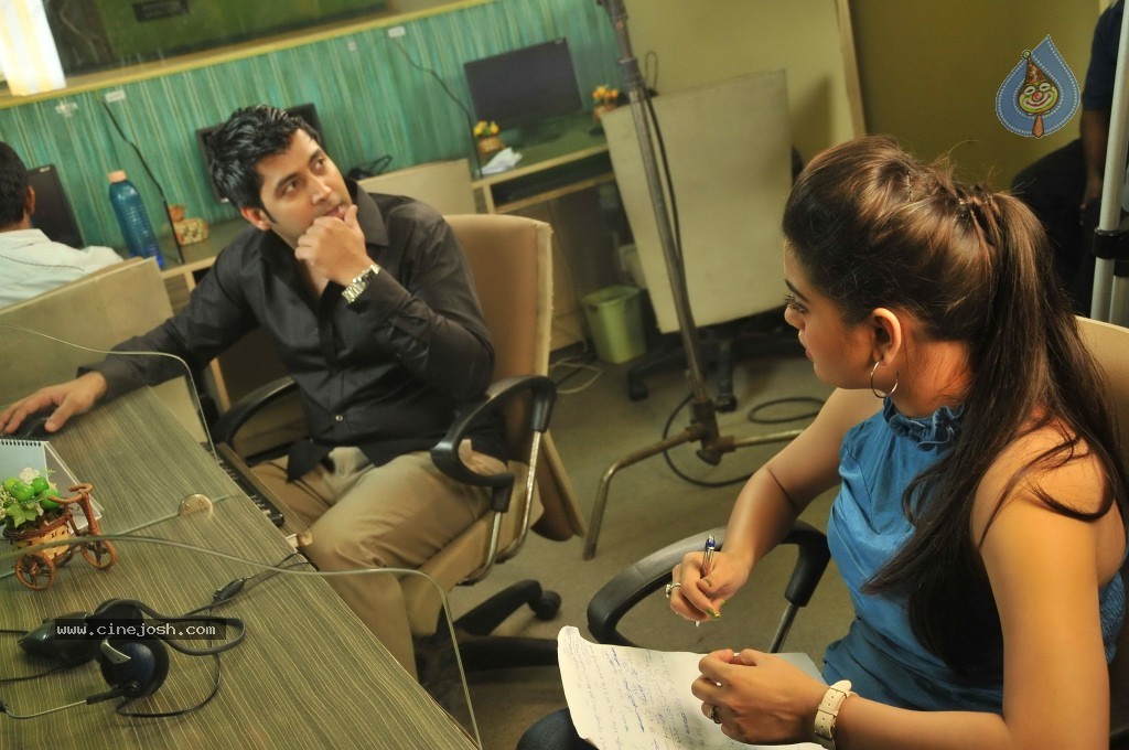 Win Movie New Stills - 7 / 8 photos