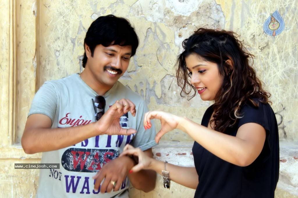 X Girl Friend Stills n Walls - 19 / 76 photos