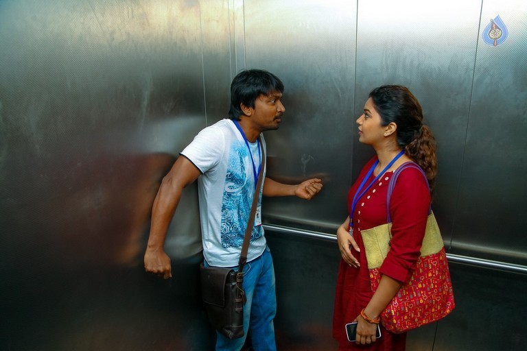 Yaakkai Tamil Movie Photos - 43 / 63 photos