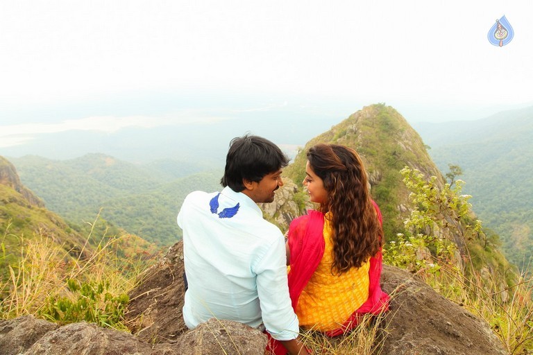 Yaakkai Tamil Movie Photos - 46 / 63 photos