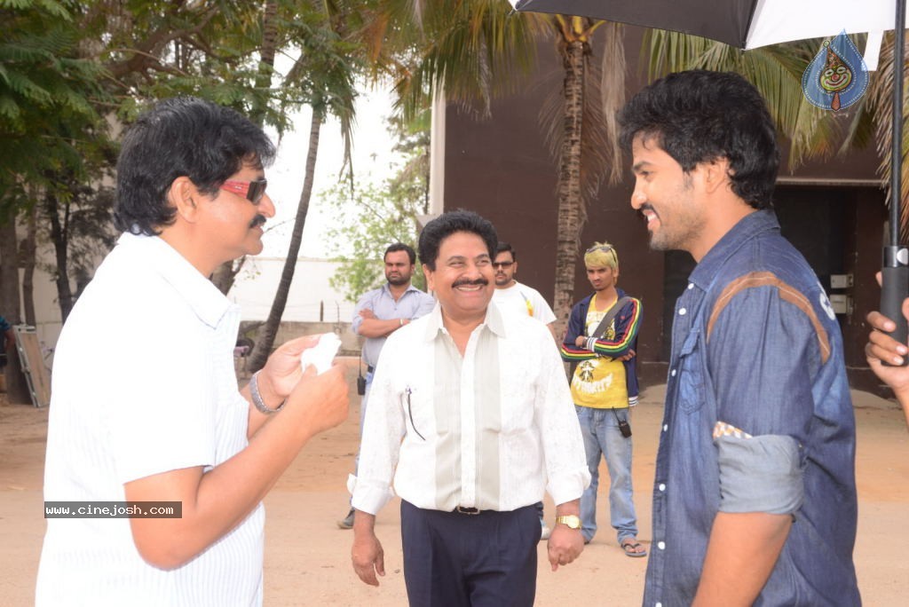 Yamaleela 2 Movie Stills - 31 / 41 photos