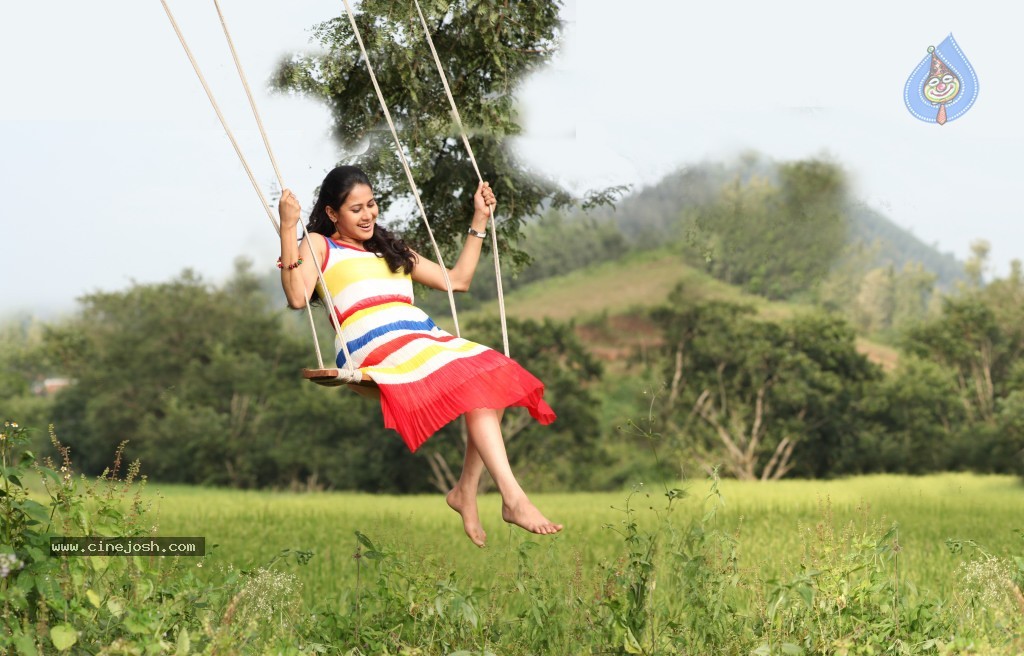 Yamini Chandrasekhar Movie New Stills - 42 / 60 photos