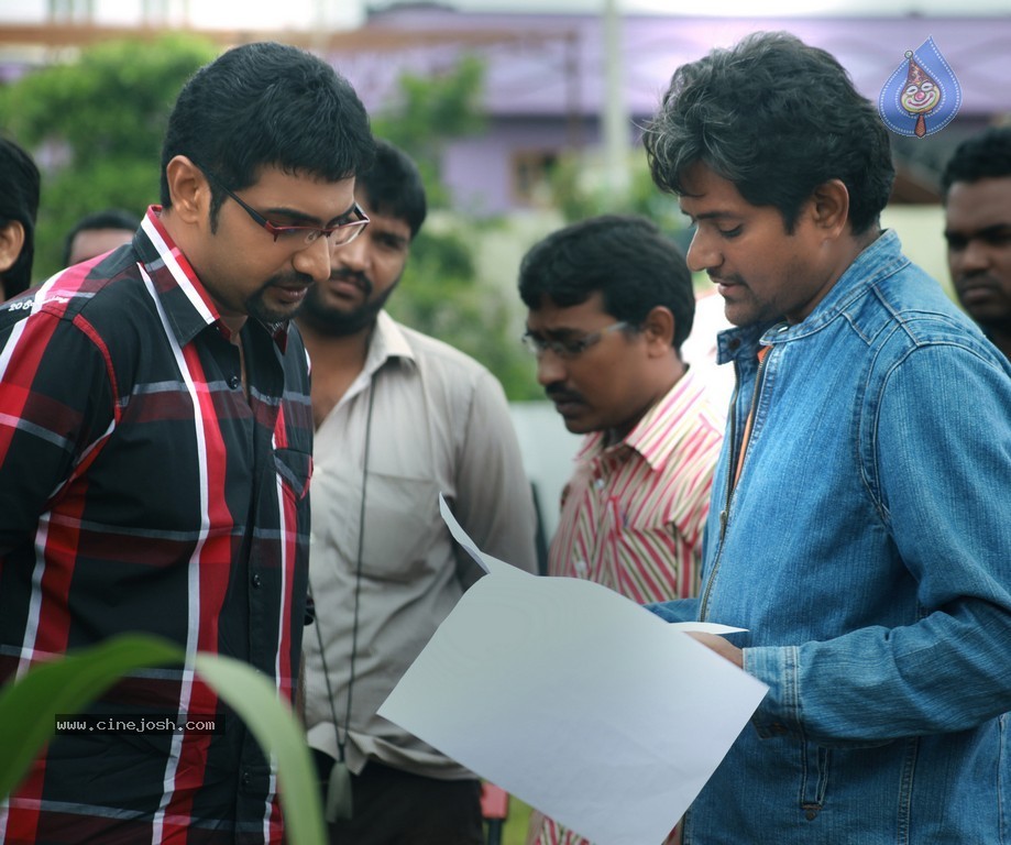 Yamini Chandrasekhar Movie Stills - 6 / 97 photos