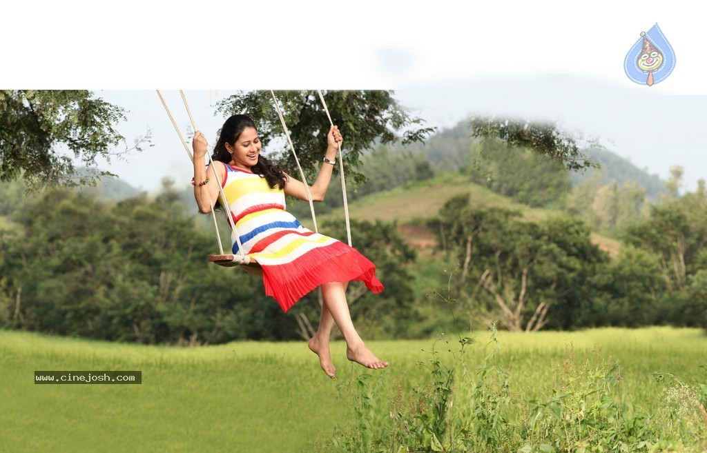 Yamini Chandrasekhar Movie Stills - 88 / 97 photos