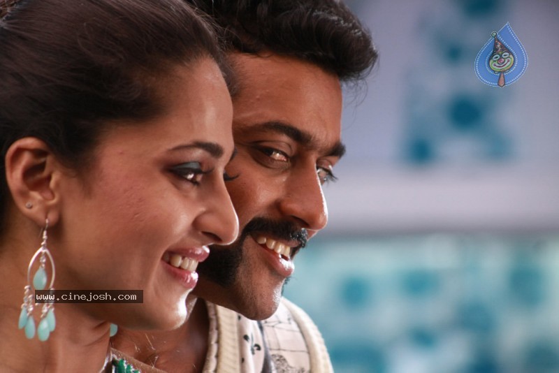 Yamudu Movie Stills - 105 / 111 photos