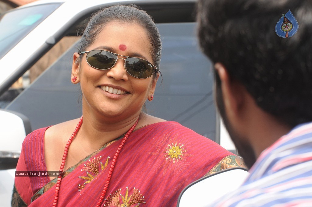 Yamuna Tamil Movie Stills - 3 / 75 photos