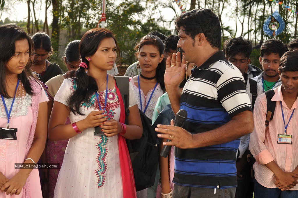 Yamuna Tamil Movie Stills - 7 / 79 photos