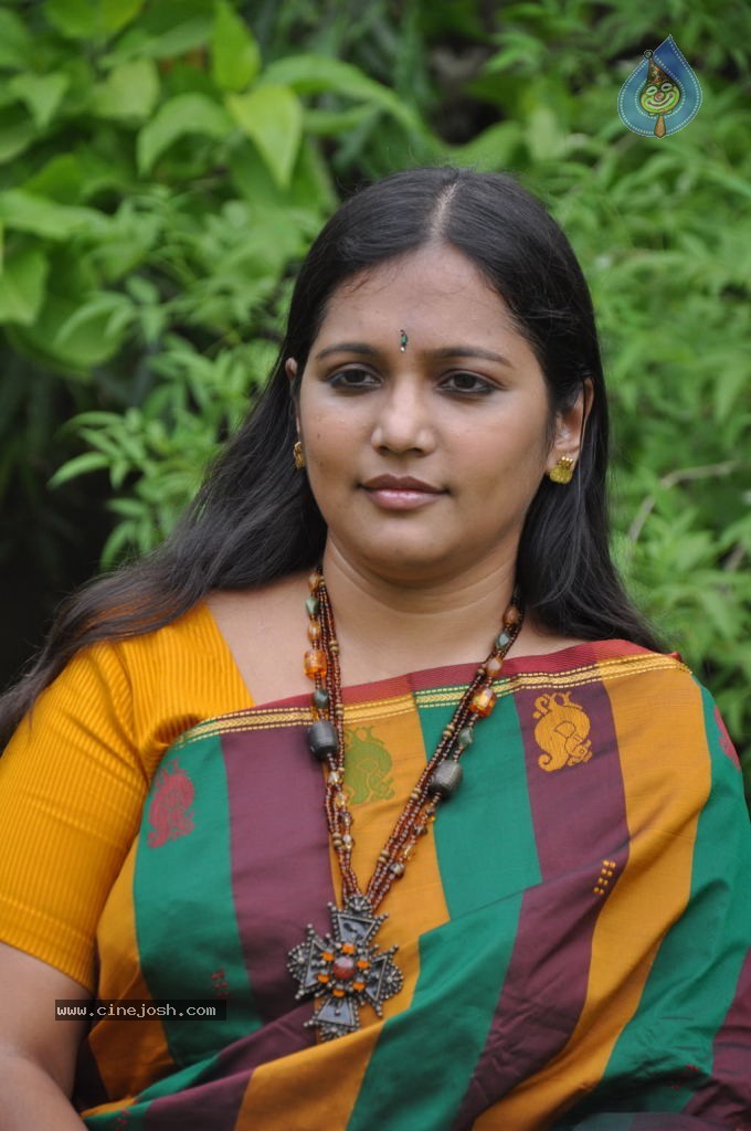Yamuna Tamil Movie Stills - 25 / 79 photos