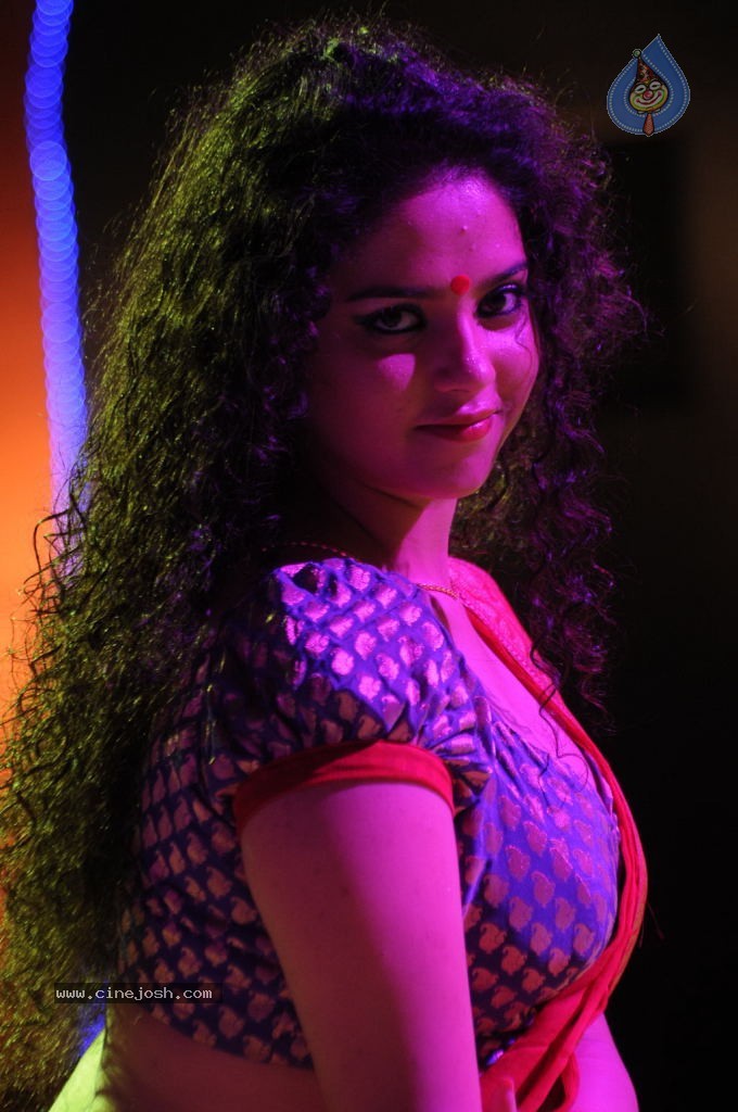 Yamuna Tamil Movie Stills - 45 / 79 photos