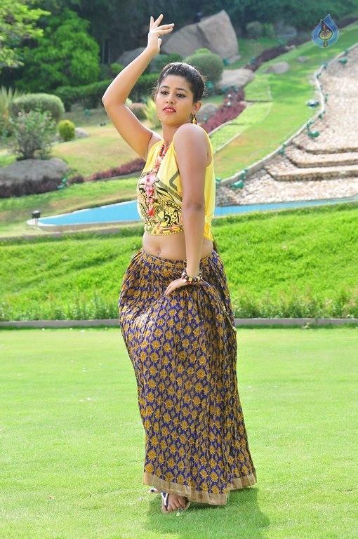 Yeluka Majaka New Photos - 5 / 6 photos
