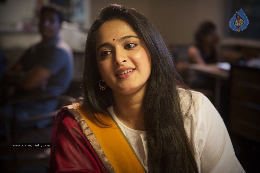 Yennai Arindhaal Tamil Movie New Photos - 27 / 58 photos