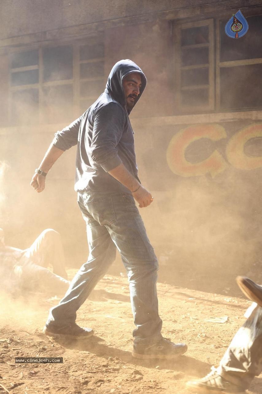 Yenthavaadu Gaani Movie Stills - 44 / 74 photos