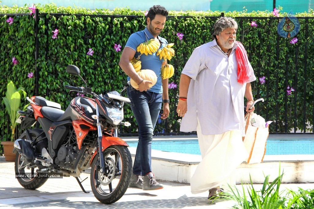Yerra Bassu Movie Stills - 3 / 3 photos